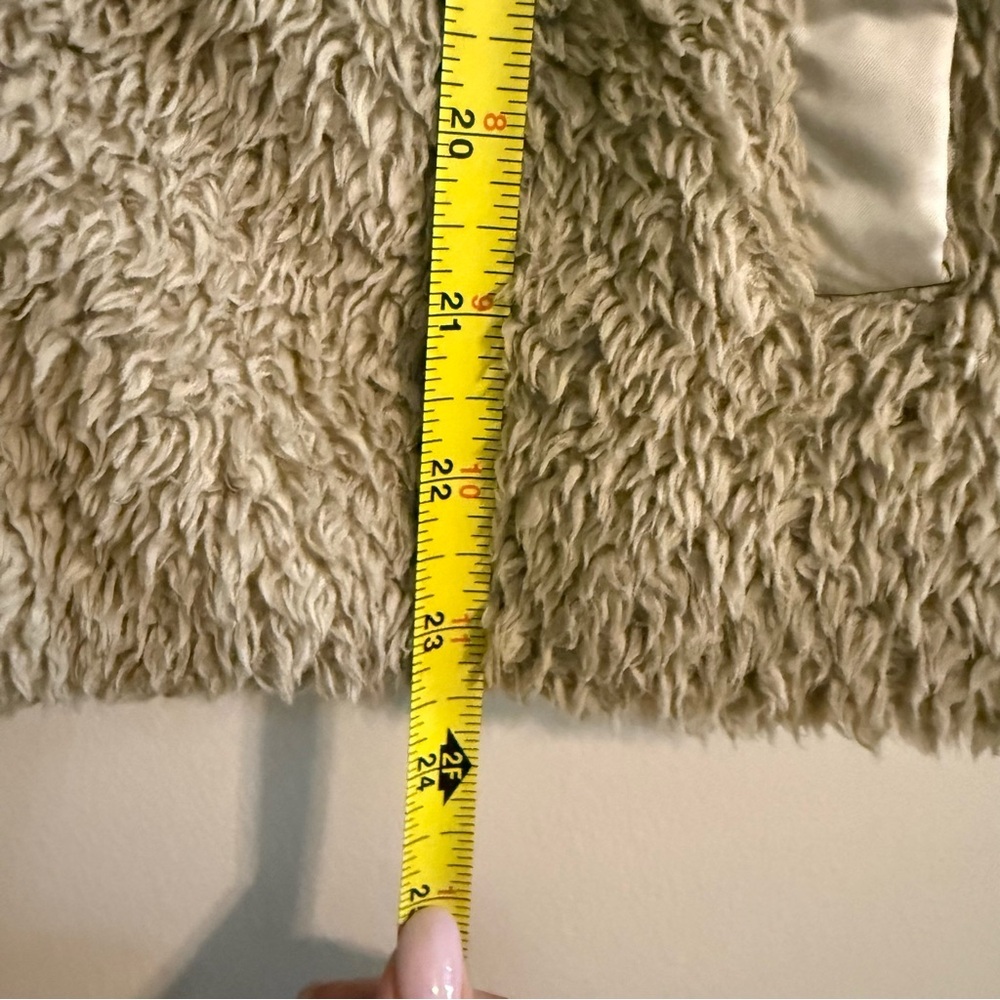 Patagonia Women's Los Gatos Vest Full Zip Fleece Jacket Beige tan medium outdoor - Picture 9 of 11